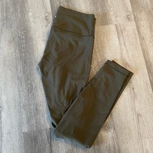 Lululemon wunder under leggings